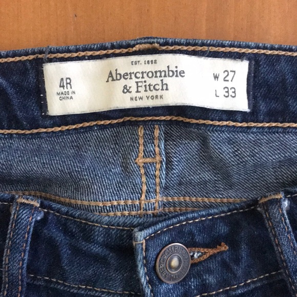 Abercrombie Ripped Stone Wash Skinny Jeans - Picture 3 of 3